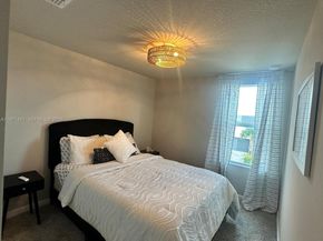 5689 Mentmore Dr, Mangonia Park FL 33407