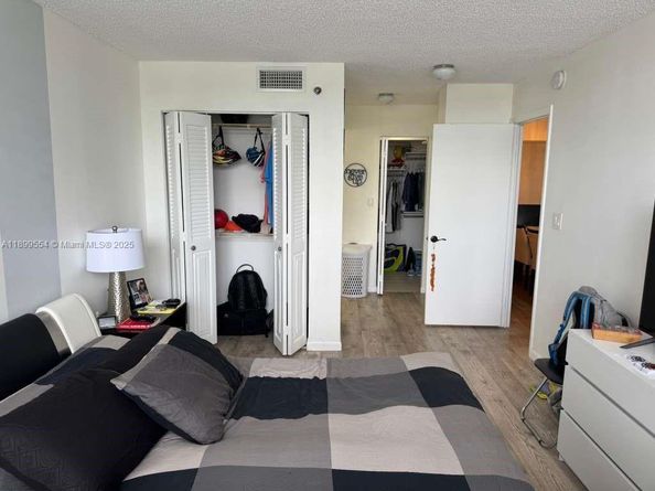 1200 Saint Charles Pl 321, Pembroke Pines FL 33026
