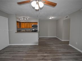 9955 N Belfort Cir 112, Tamarac FL 33321