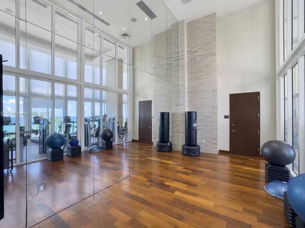 15811 Collins Ave 2907, Sunny Isles Beach FL 33160