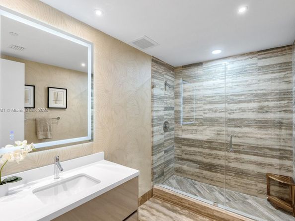 15811 Collins Ave 2907, Sunny Isles Beach FL 33160