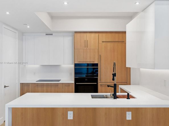 15811 Collins Ave 2907, Sunny Isles Beach FL 33160