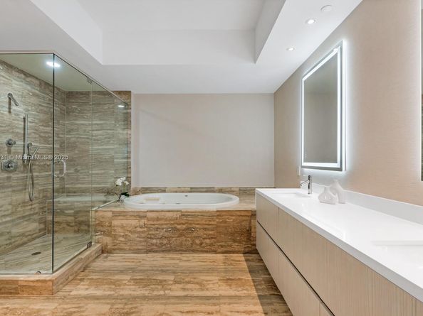 15811 Collins Ave 2907, Sunny Isles Beach FL 33160