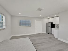 5657 Grant St, Hollywood FL 33021