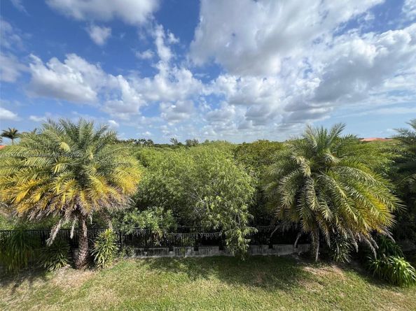 7767 SW 188th St, Cutler Bay FL 33157