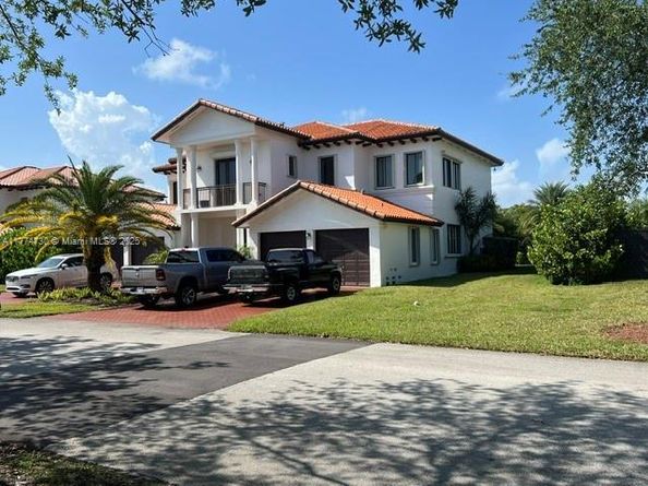 7767 SW 188th St, Cutler Bay FL 33157