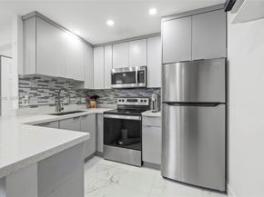 2860 Coral Springs Dr 2860, Coral Springs FL 33065