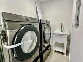 6421 SW 59th Ave, South Miami FL 33143