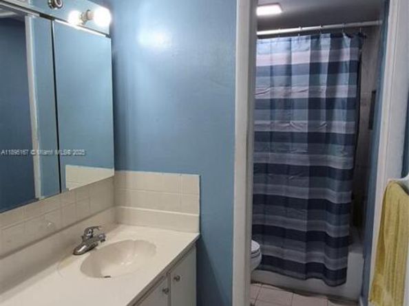 1850 W 56 2410, Hialeah FL 33012