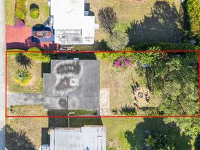 5844 Garfield St, Hollywood FL 33021