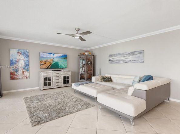 2800 E Sunrise Blvd 14B, Fort Lauderdale FL 33304