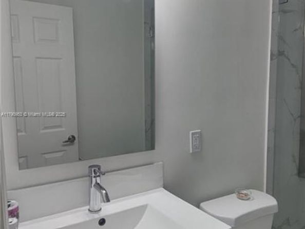 13721 SW 259th Ln, Homestead FL 33032