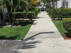 13721 SW 259th Ln, Homestead FL 33032