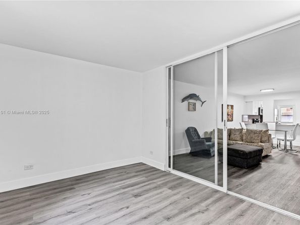 445 NE 195th St 125, Miami FL 33179