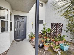 430 SW 113th Way 430, Pembroke Pines FL 33025