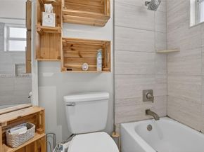 430 SW 113th Way 430, Pembroke Pines FL 33025