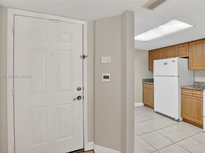 430 SW 113th Way 430, Pembroke Pines FL 33025