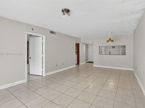 430 SW 113th Way 430, Pembroke Pines FL 33025