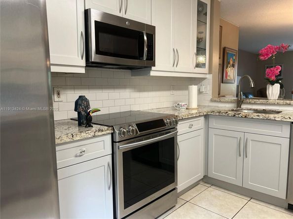 10125 W Sunrise Blvd 106, Plantation FL 33322