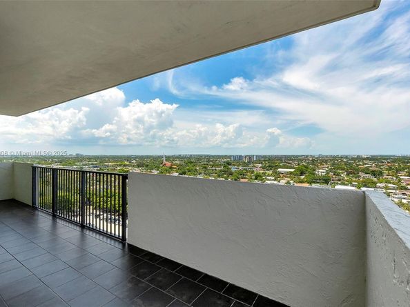 3200 N Port Royale Dr N 1612, Fort Lauderdale FL 33308