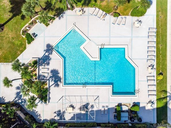 2900 NE 14th St Cswy 108, Pompano Beach FL 33062