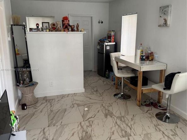 3932 SW 12th Pl, Fort Lauderdale FL 33312