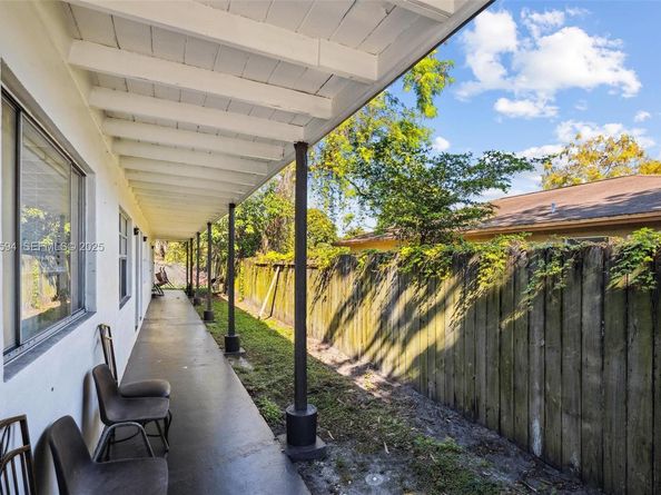 3932 SW 12th Pl, Fort Lauderdale FL 33312