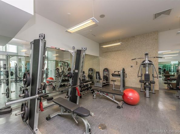 92 SW 3rd St 4104, Miami FL 33130