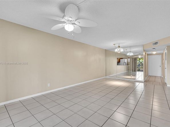 1100 NW 87th Ave 306, Coral Springs FL 33071