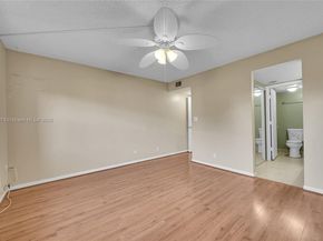 1100 NW 87th Ave 306, Coral Springs FL 33071