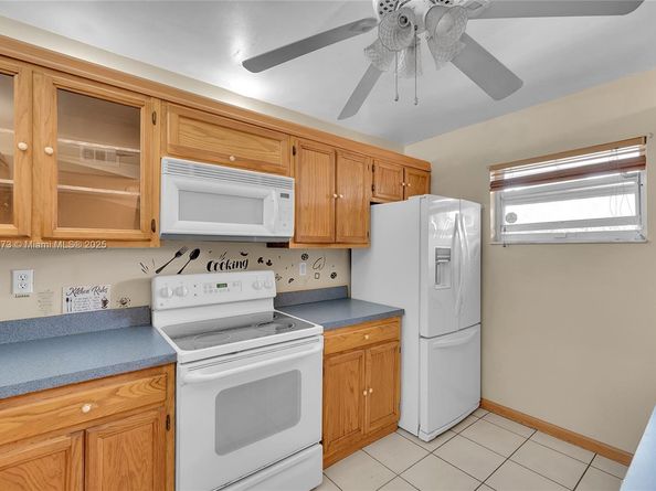 1100 NW 87th Ave 306, Coral Springs FL 33071
