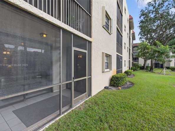 10501 W Broward Blvd 104, Plantation FL 33324