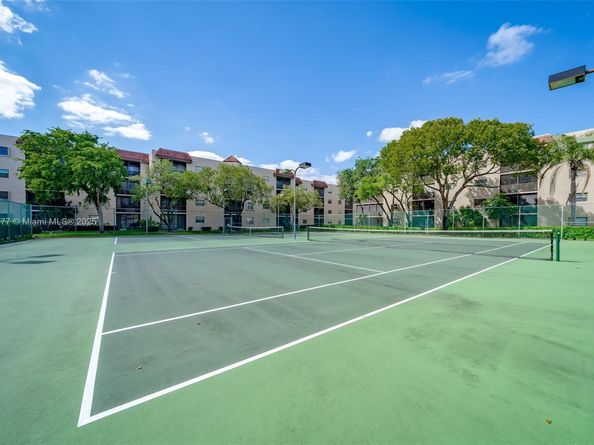 10501 W Broward Blvd 104, Plantation FL 33324