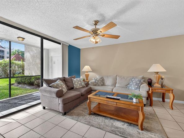 10501 W Broward Blvd 104, Plantation FL 33324