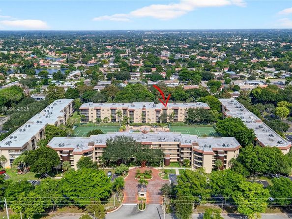 10501 W Broward Blvd 104, Plantation FL 33324