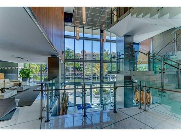 2950 NE 188th St 309, Aventura FL 33180