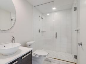 2950 NE 188th St 309, Aventura FL 33180