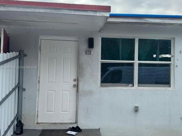 5752 NW 1st Ave, Miami FL 33127