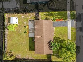 1601 SW 68th Ter, North Lauderdale FL 33068