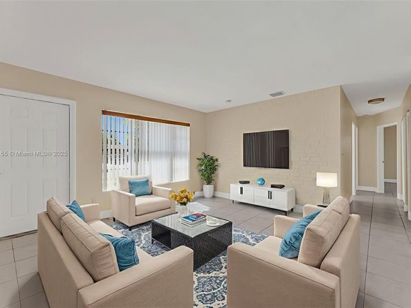 1601 SW 68th Ter, North Lauderdale FL 33068