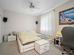 1020 NE 207th Ter, Miami FL 33179