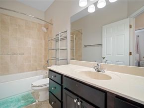 1020 NE 207th Ter, Miami FL 33179
