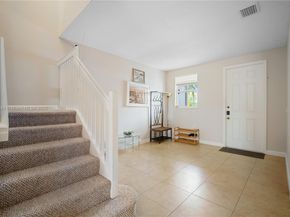 1020 NE 207th Ter, Miami FL 33179
