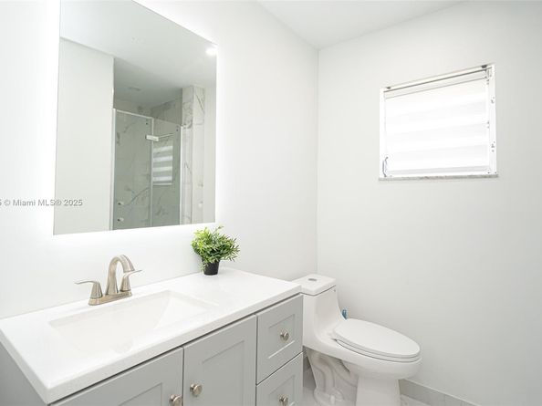 5300 Washington St T227, Hollywood FL 33021