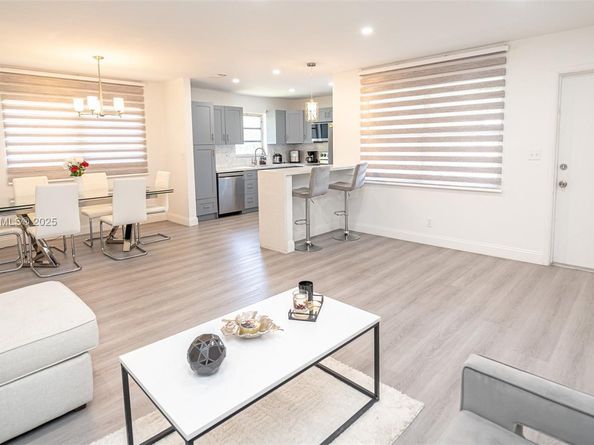 5300 Washington St T227, Hollywood FL 33021