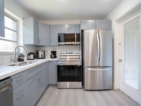 5300 Washington St T227, Hollywood FL 33021