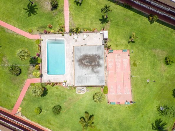 5300 Washington St T227, Hollywood FL 33021