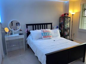 155 Ocean Lane Dr 611, Key Biscayne FL 33149