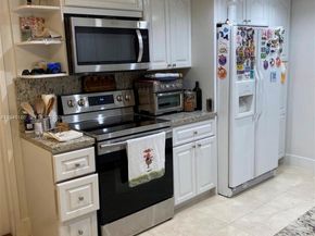 155 Ocean Lane Dr 611, Key Biscayne FL 33149