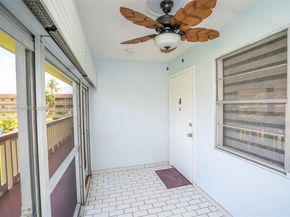 5300 Washington St T227, Hollywood FL 33021